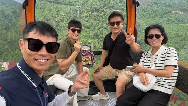 고객 접점의 서비스를 제대로 보여준 탄 가이드 님!